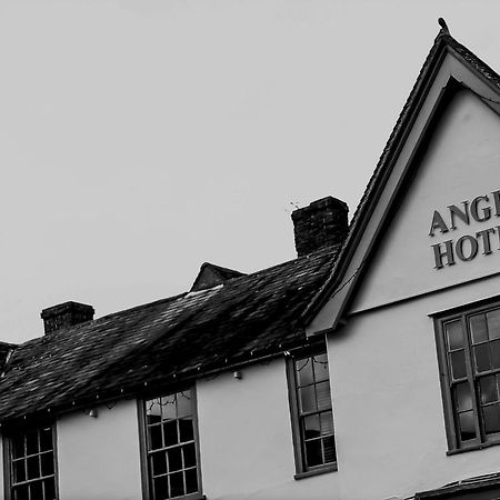 The Angel Hotel Лавенем Екстер'єр фото